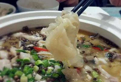 5分鐘教會你做酸菜魚，魚肉勁道更美味
