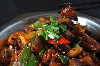 干鍋技術(shù)培訓(xùn)哪里有？蜀味緣風(fēng)味醇厚入口香辣脆綿