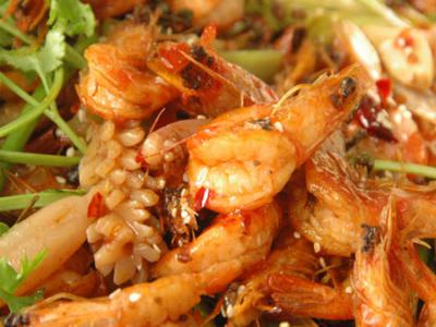 麻辣干鍋培訓(xùn)哪里好？蜀味緣色澤鮮艷滋味別致