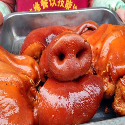 現(xiàn)撈絕味鹵菜技術(shù)培訓(xùn)班哪里專業(yè)？各種材料鹵制技巧