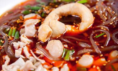 四川學(xué)手工肥腸粉技術(shù)哪里好？毛利潤(rùn)在60%左右
