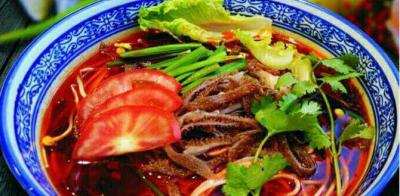 火鍋米線技術(shù)做法哪里一對一教學(xué)？成都餐飲培訓(xùn)學(xué)校