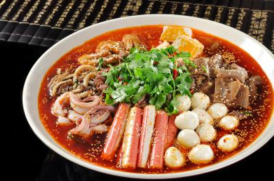 四川在哪里學(xué)習(xí)冒菜技術(shù)呢？成都冒菜技術(shù)培訓(xùn)
