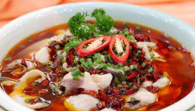 重慶火鍋魚技術(shù)培訓(xùn)哪里比較正宗？四川餐飲培訓(xùn)學(xué)校