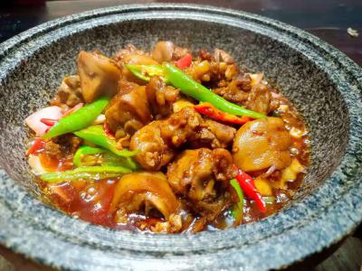 干鍋底料技術(shù)培訓(xùn)哪里靠譜？干鍋技術(shù)培訓(xùn)學(xué)校