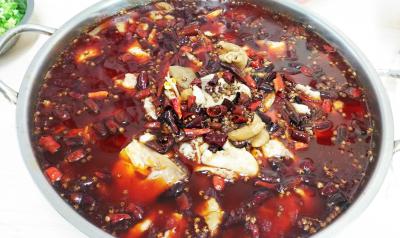 成都餐飲培訓(xùn)，成都哪里學(xué)習(xí)正宗魚火鍋技術(shù)？
