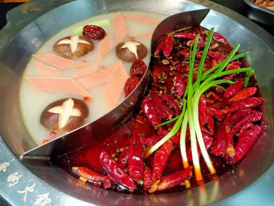 火鍋技術(shù)培訓(xùn)學(xué)校哪里排名好？火鍋底料配方培訓(xùn)