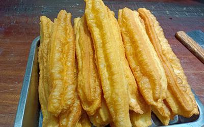 成都早餐開店技術(shù)哪里好？  想學(xué)早餐油條制作