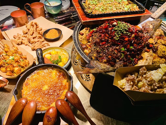 成都學(xué)烤魚技術(shù)哪里學(xué)？成都烤魚的做法及配方
