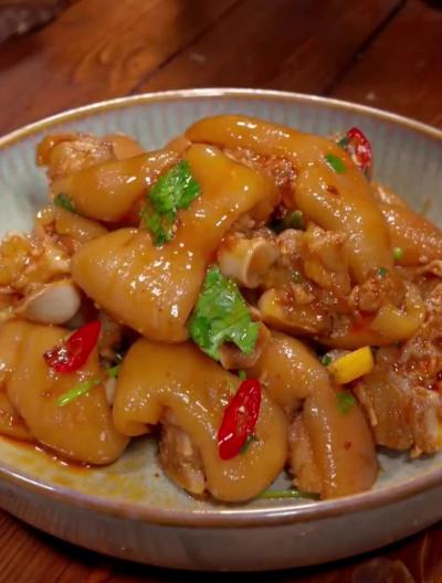 酸辣豬蹄技術(shù)培訓(xùn)班在哪里學(xué)？酸辣豬蹄技術(shù)培訓(xùn)在哪里有？